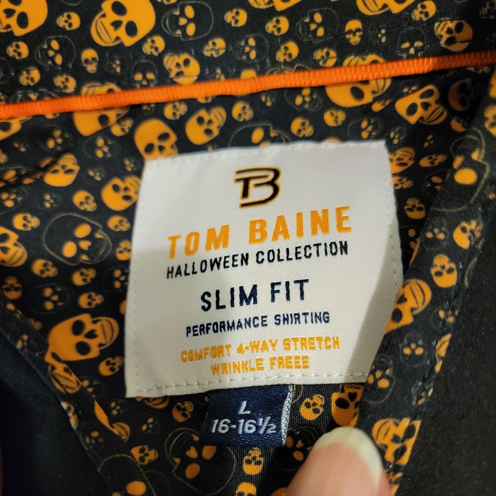 Black Button-Up Tom Baine Holloween Collection  Shirt with Skull Cuffs  Large - Picture 4 of 10